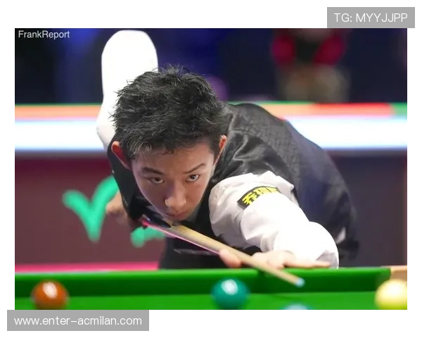 吴宜泽自信接受媒体采访